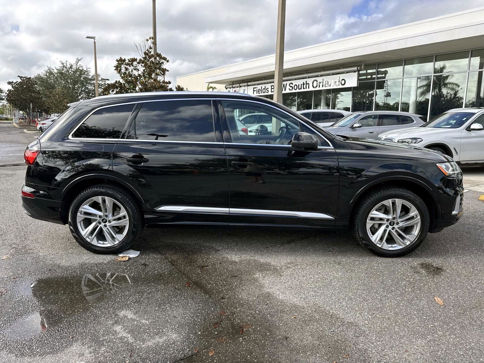 2023 Audi Q7 Premium Plus photo 2