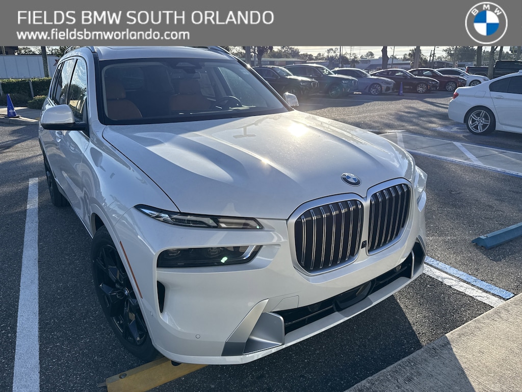 New 2026 BMW X7 xDrive40i xDrive40i Sports Activity Vehicle