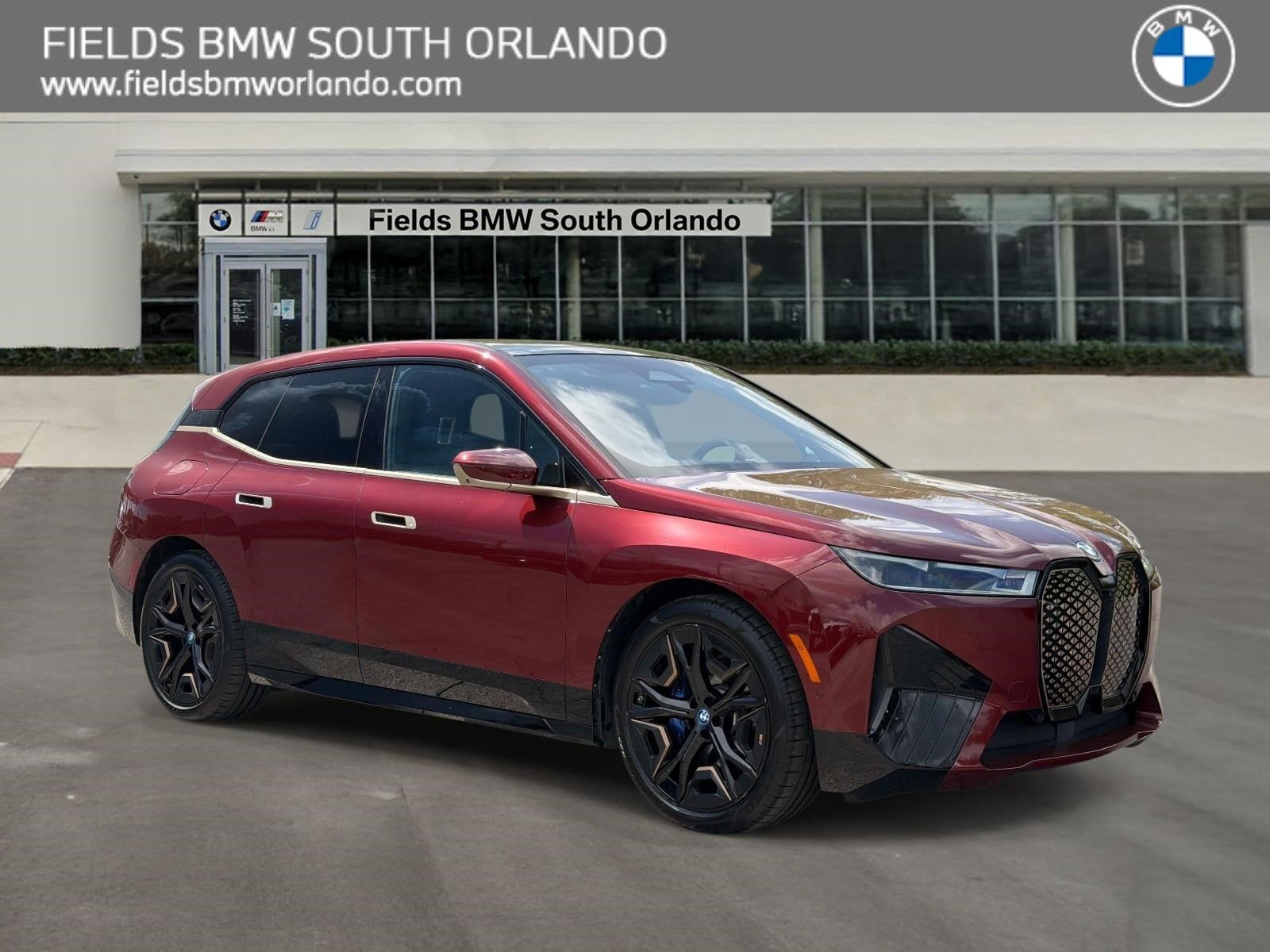 2023 BMW iX M60's photo