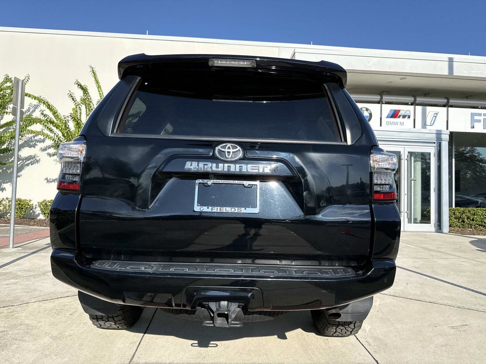 2022 Toyota 4Runner SR5 Premium photo 4