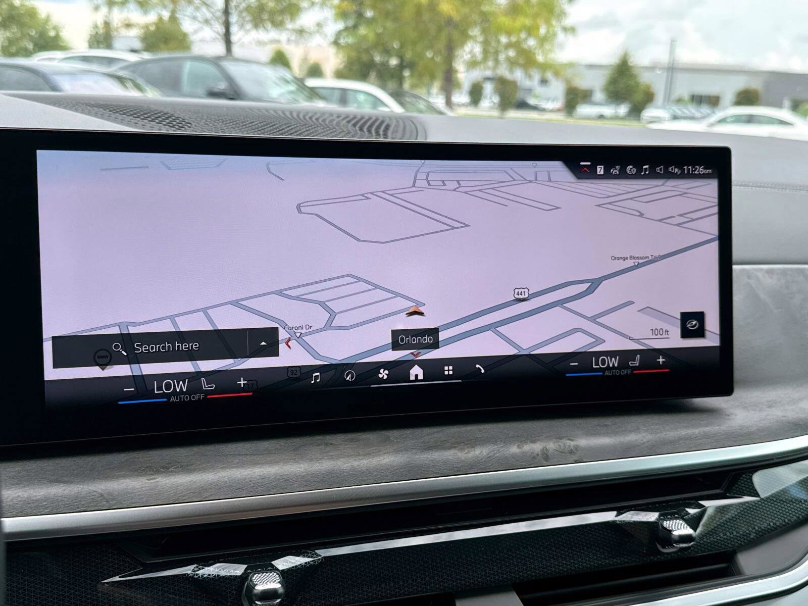 2026 BMW X5 50e - Photo 24