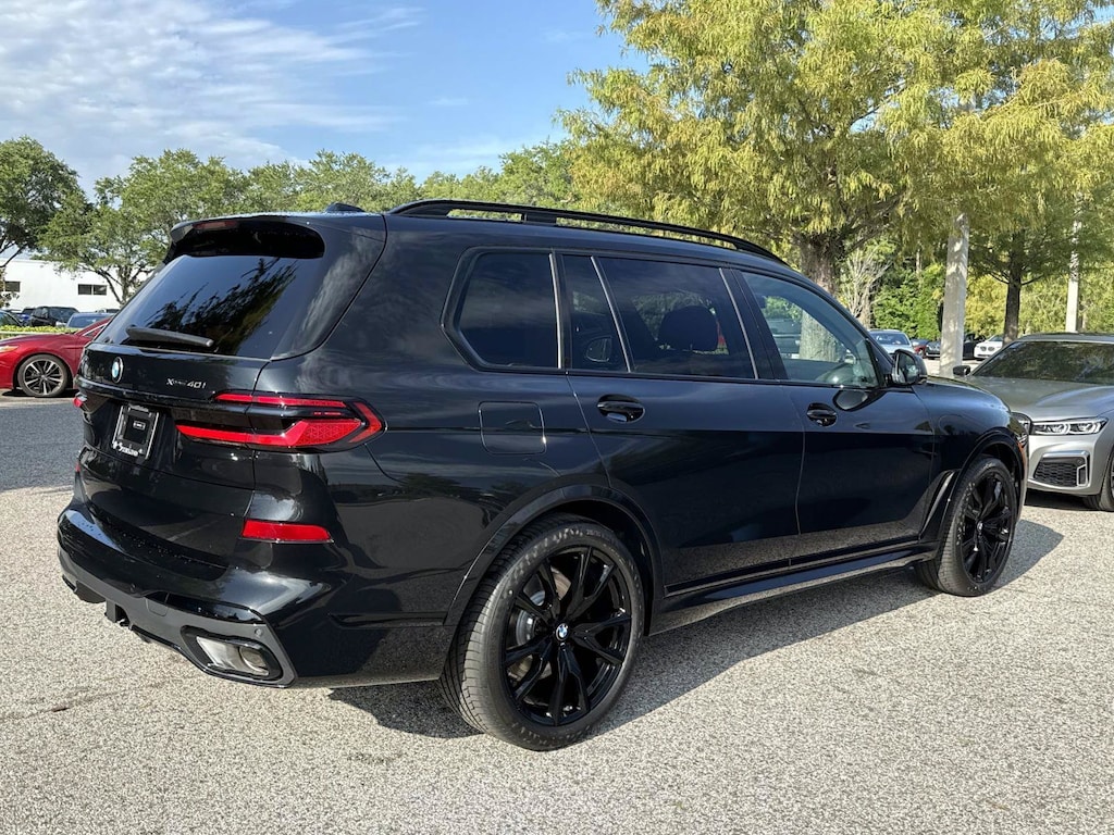 New 2027 BMW X7 xDrive40i xDrive40i Sports Activity Vehicle