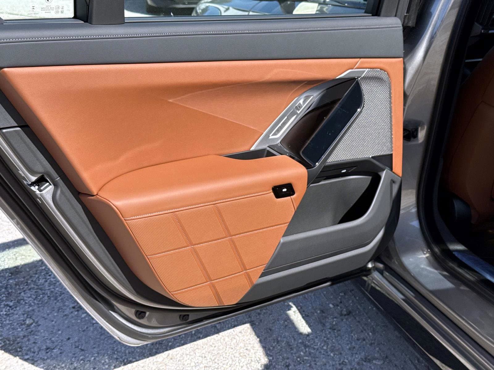 2025 BMW 7 Series 760i - Photo 11