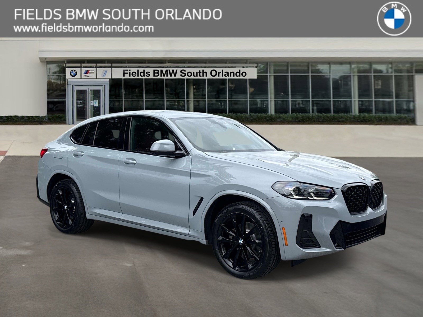 2025 BMW X4 xDrive30i's photo