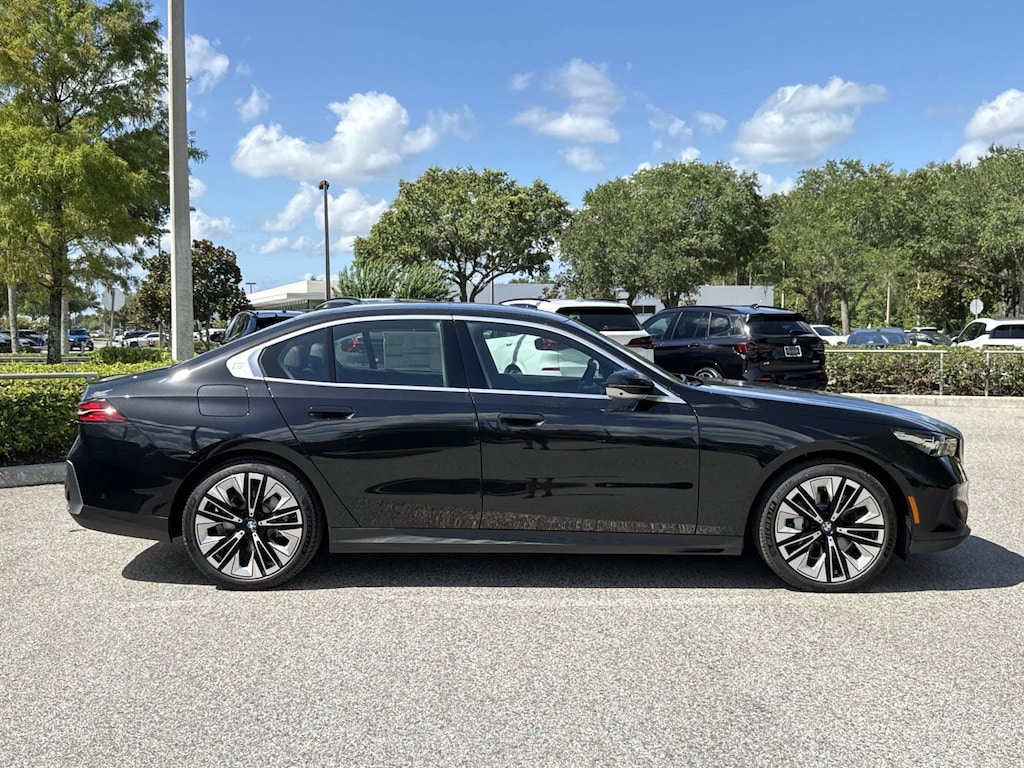 New 2027 BMW 5 Series 530i Sedan