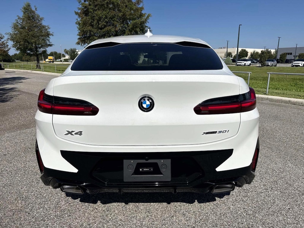 New 2025 BMW X4 xDrive30i Coupe