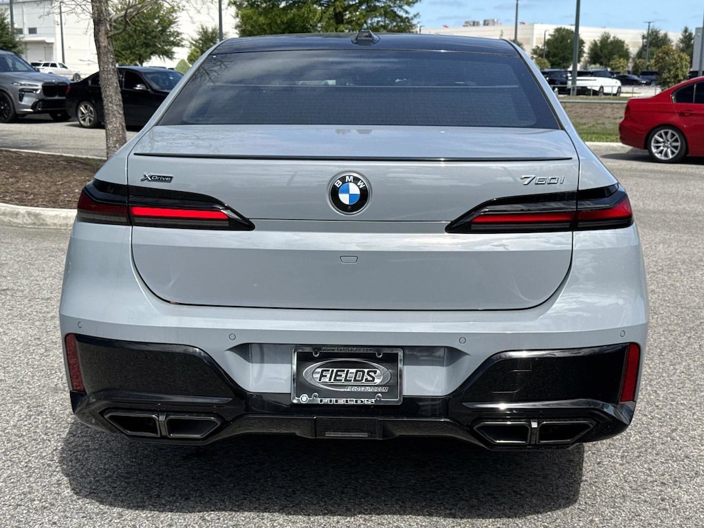New 2025 BMW 7 Series 760i xDrive Sedan