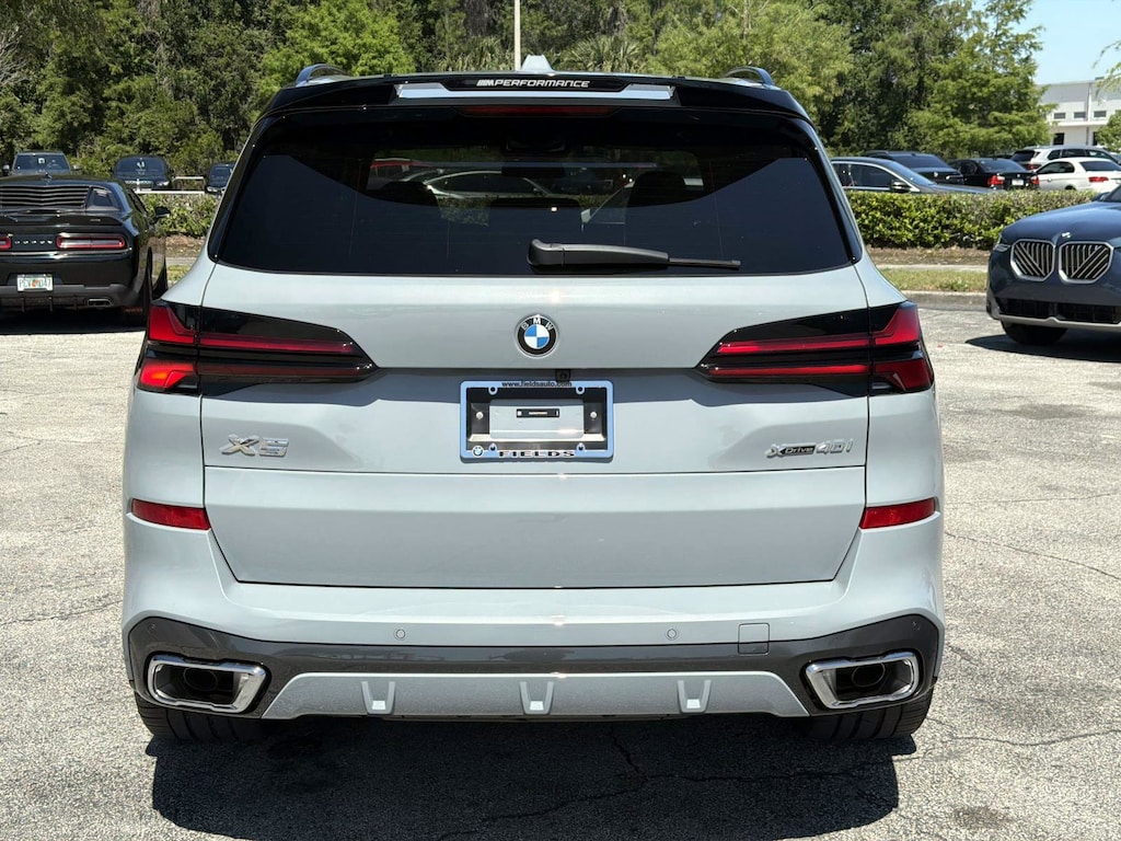New 2026 BMW X5 xDrive40i xDrive40i Sports Activity Vehicle