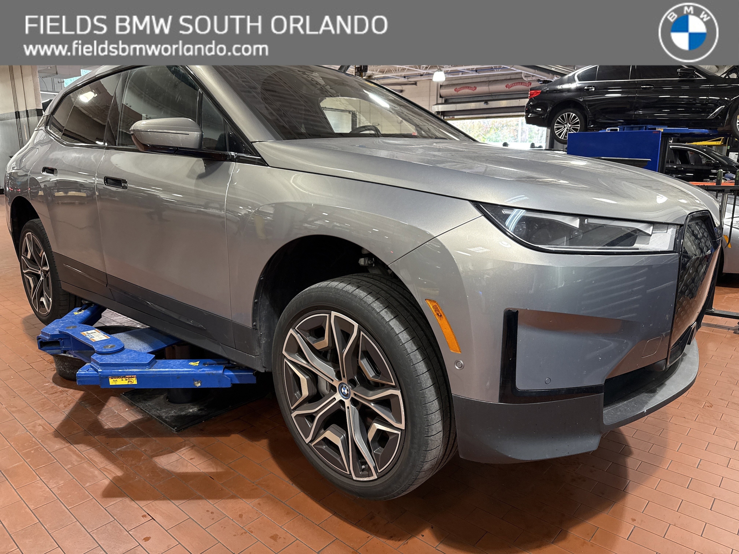 2024 BMW iX Base's photo