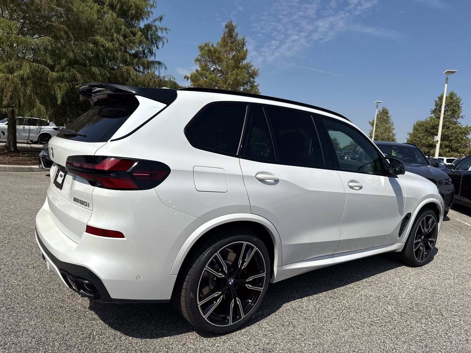 2026 Bmw X5 M60i photo 3