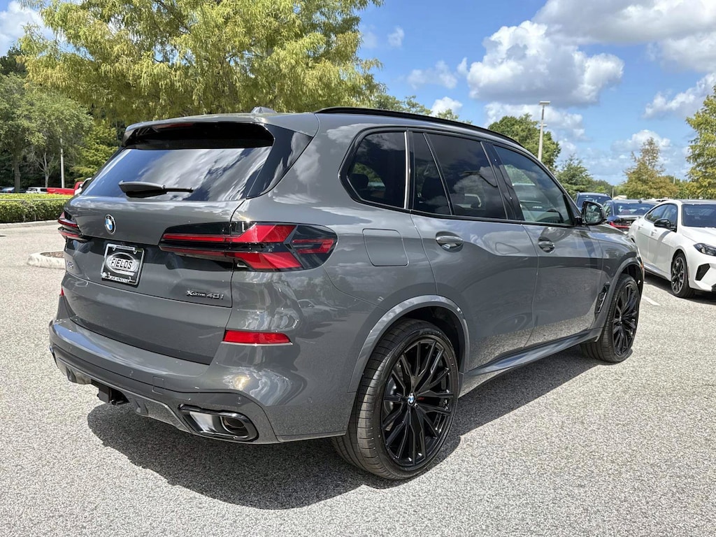 New 2026 BMW X5 xDrive40i xDrive40i Sports Activity Vehicle