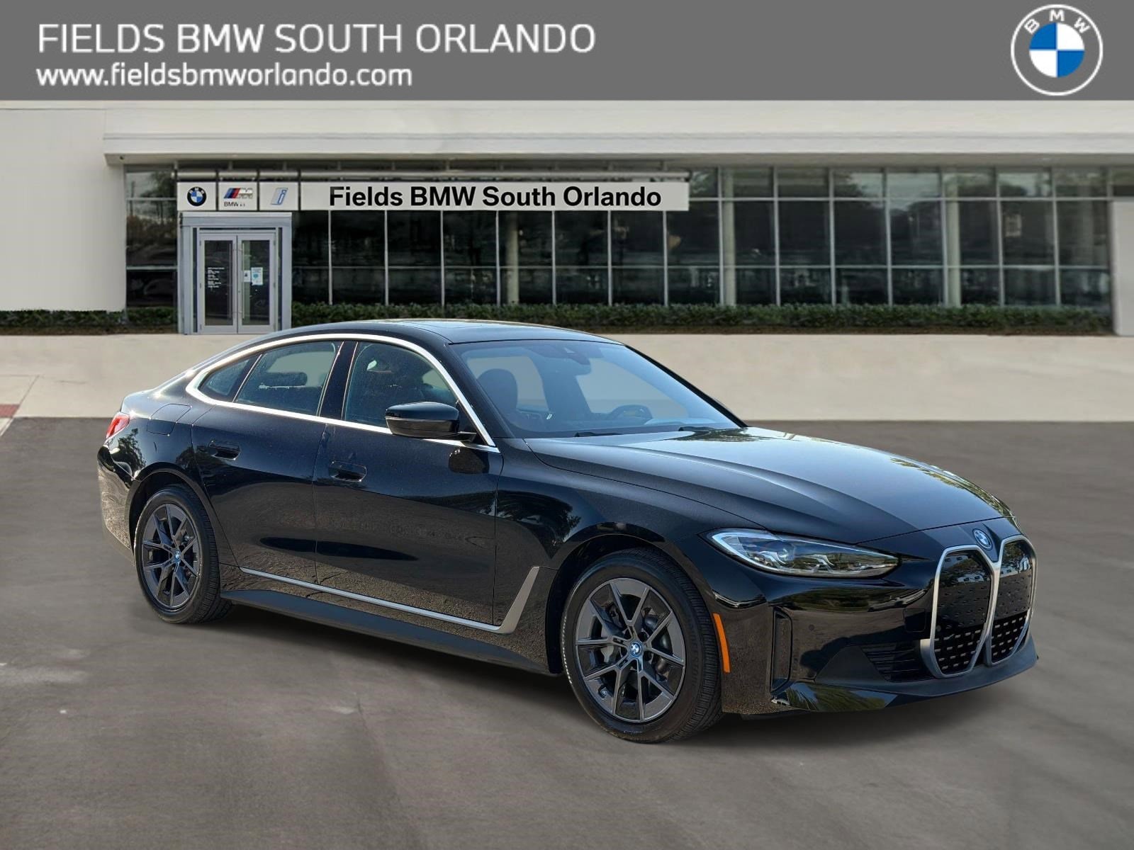 2023 BMW i4 eDrive35's photo