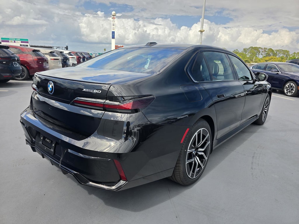 New 2026 BMW i7 xDrive60 Sedan