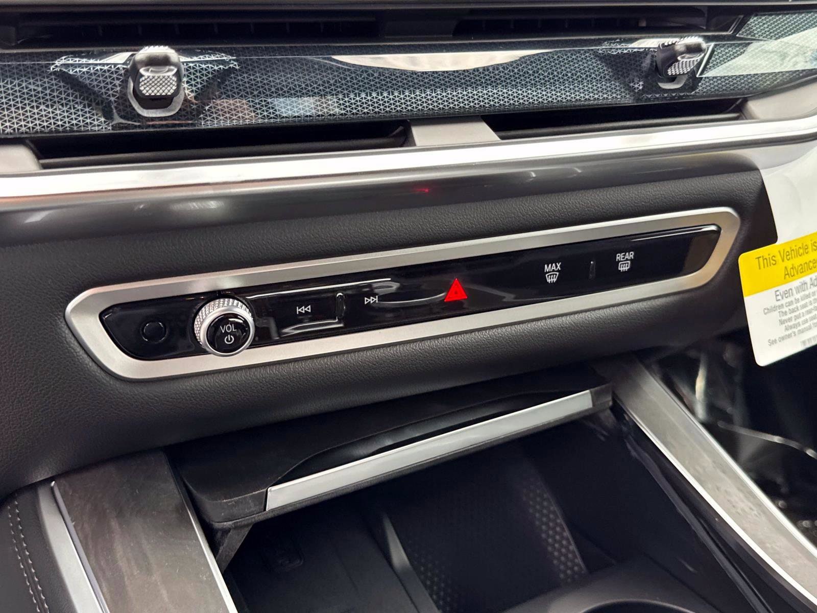 2026 BMW X5 50e - Photo 25