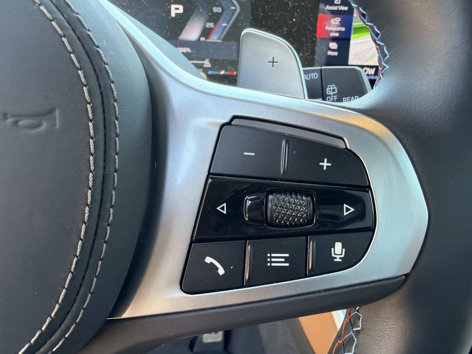 2025 BMW X5 M60i - Photo 22