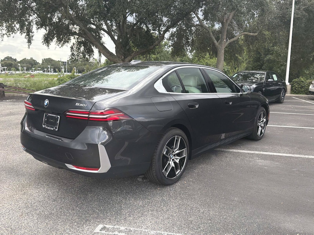 New 2027 BMW 530i Sedan