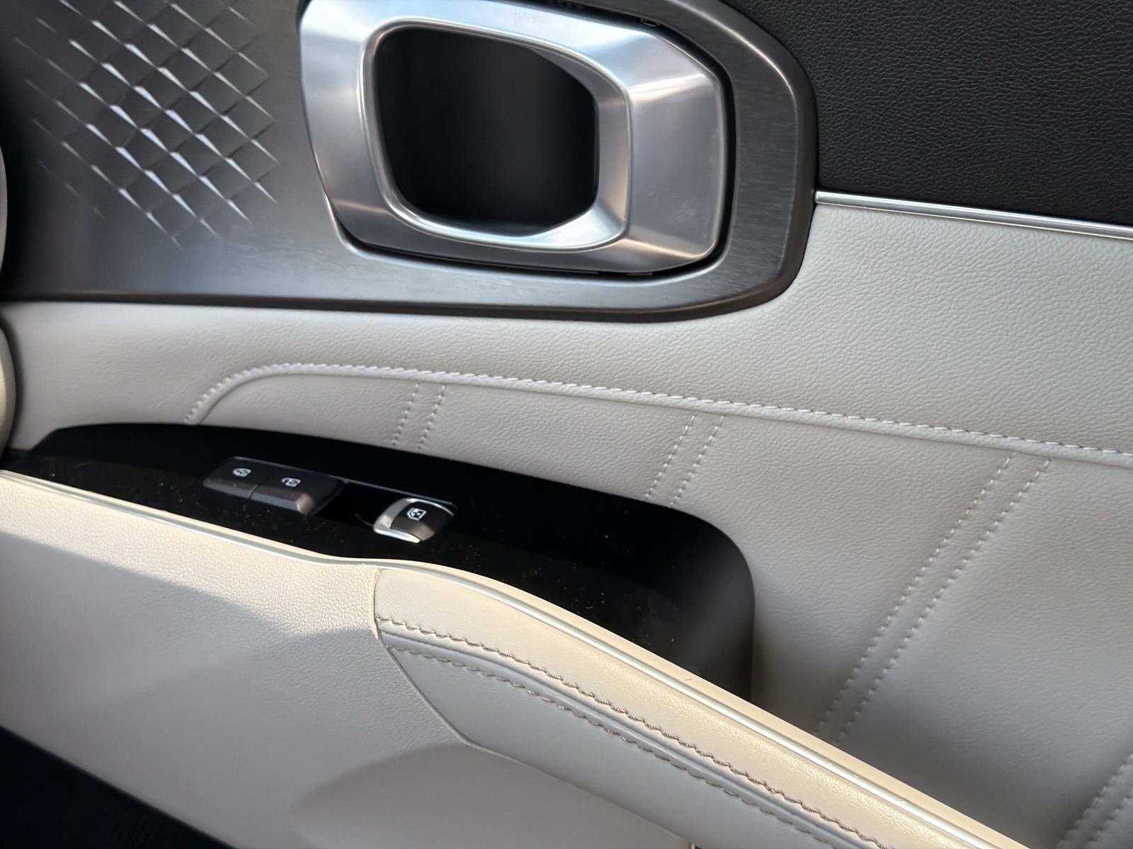 2022 Kia Sorento SX - Photo 20