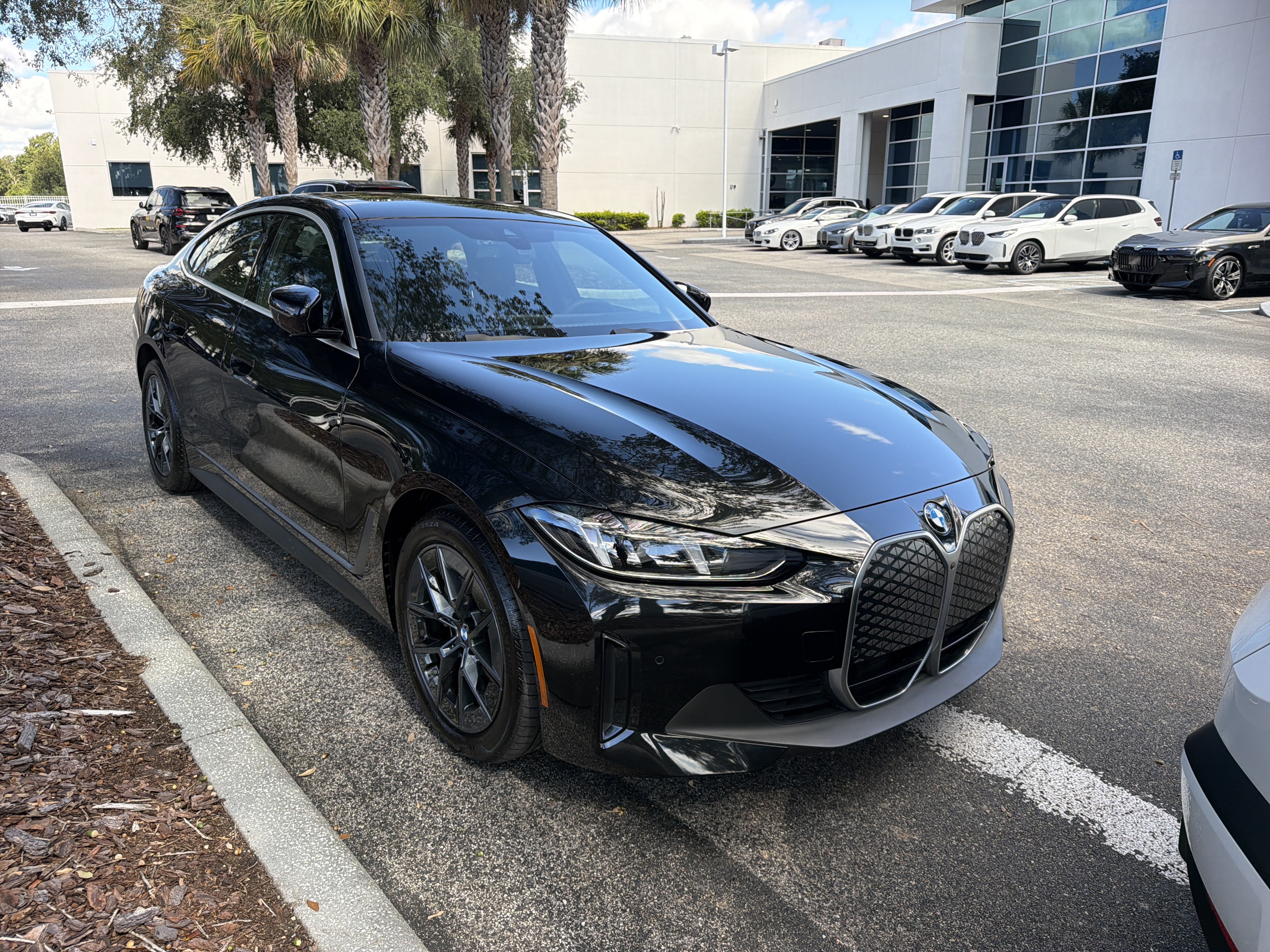  BMW i4