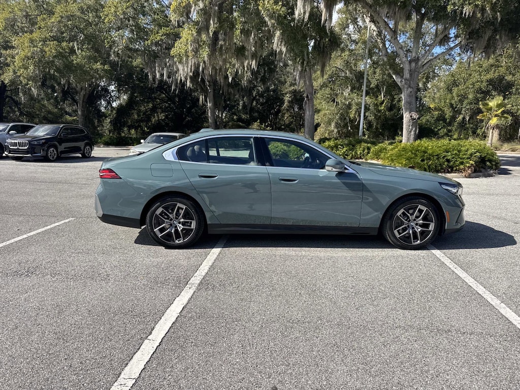 New 2026 BMW 530i Sedan
