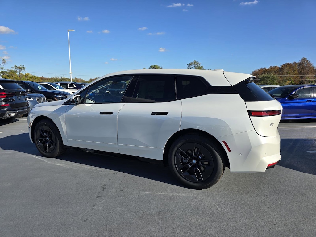 New 2026 BMW iX xDrive45 SUV