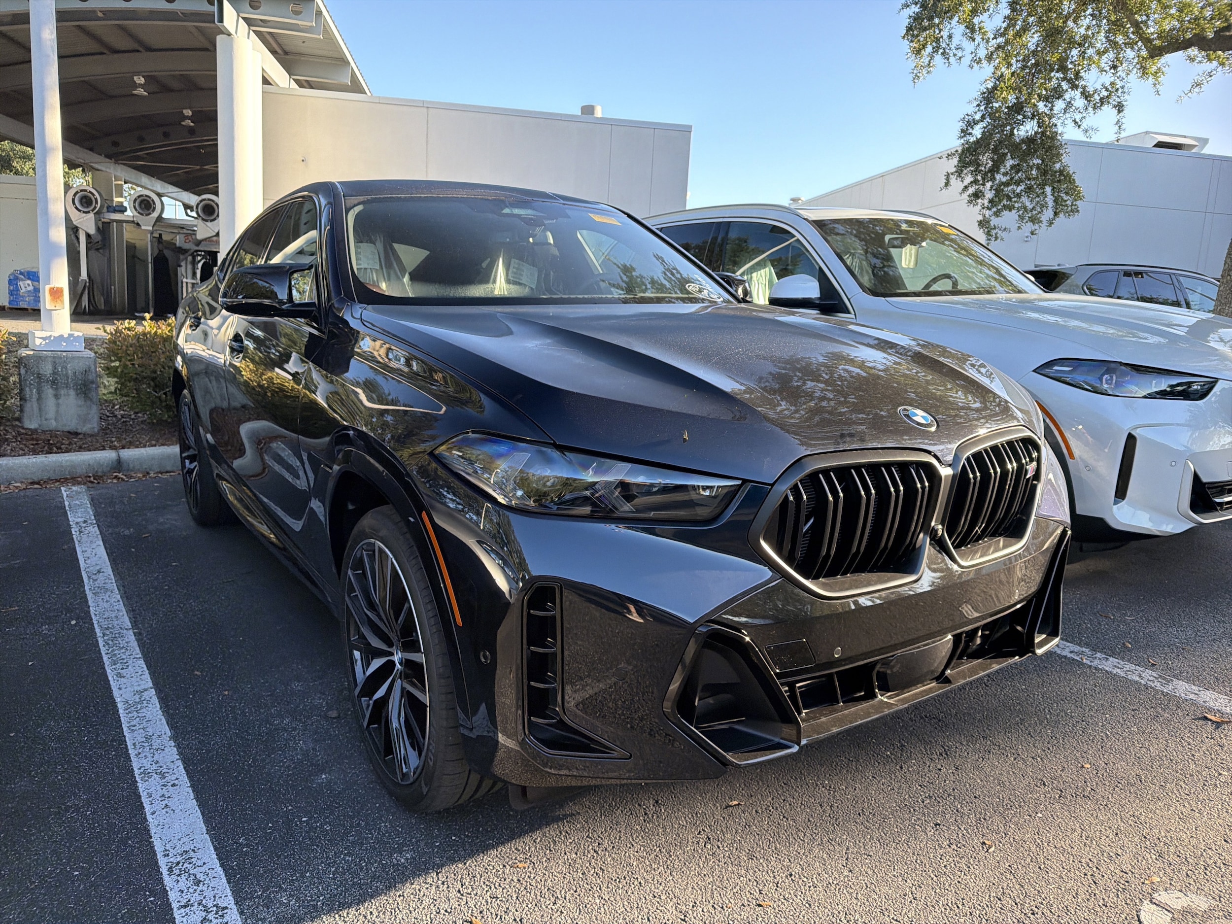 2027 BMW X6 M60i's photo