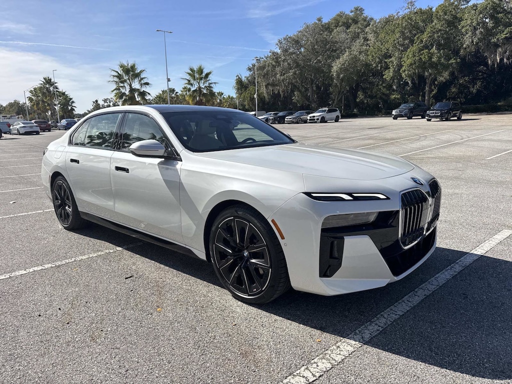 New 2026 BMW 740i Sedan