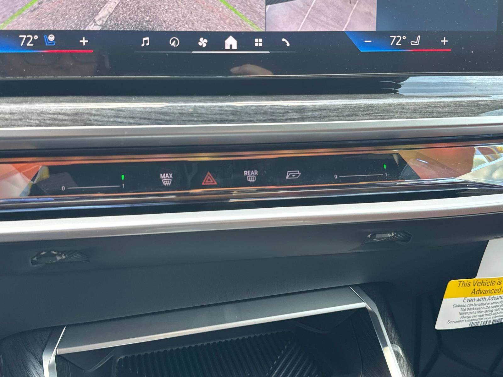 2025 BMW 7 Series 760i - Photo 24