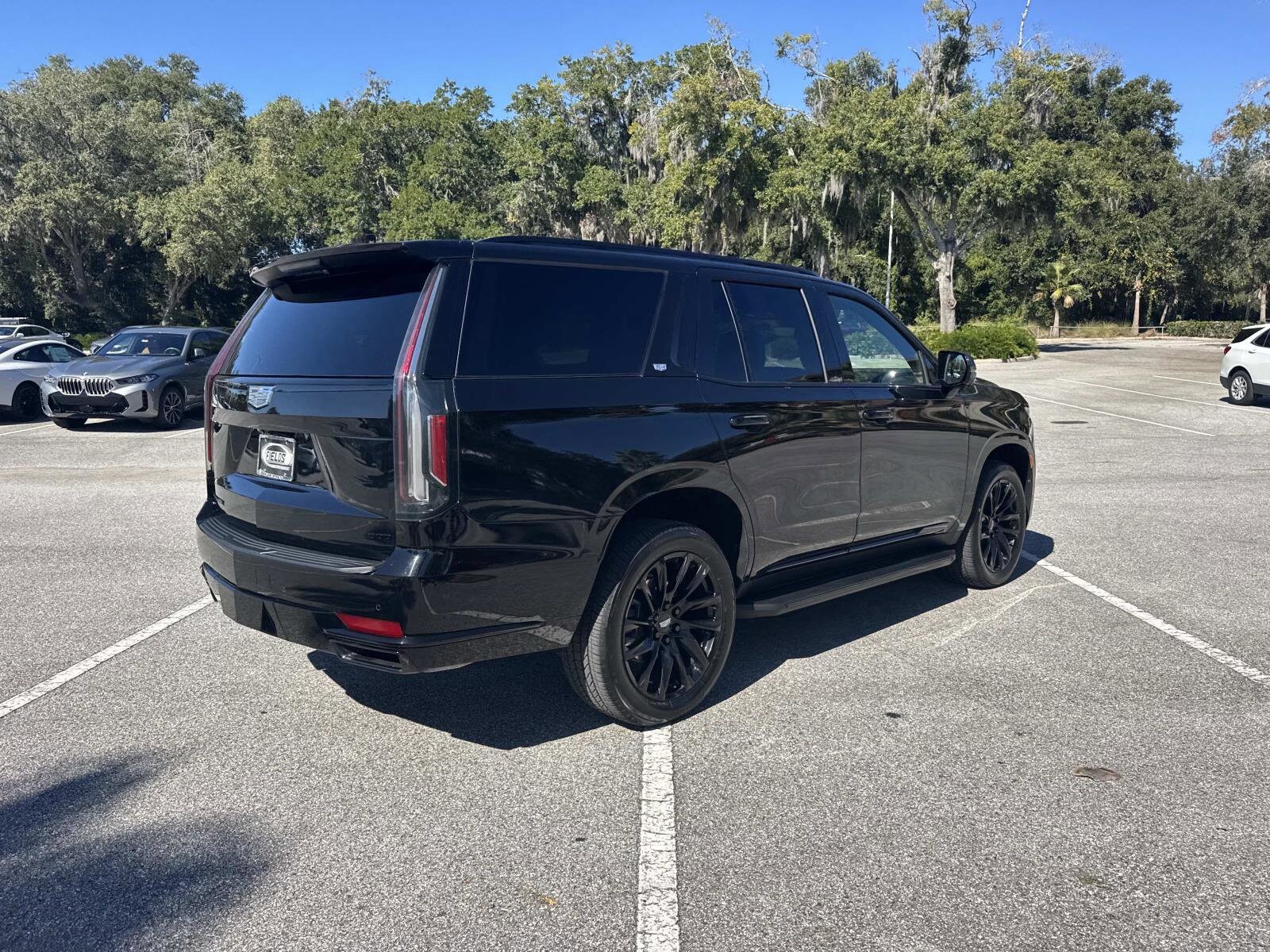 2024 Cadillac Escalade Sport photo 3