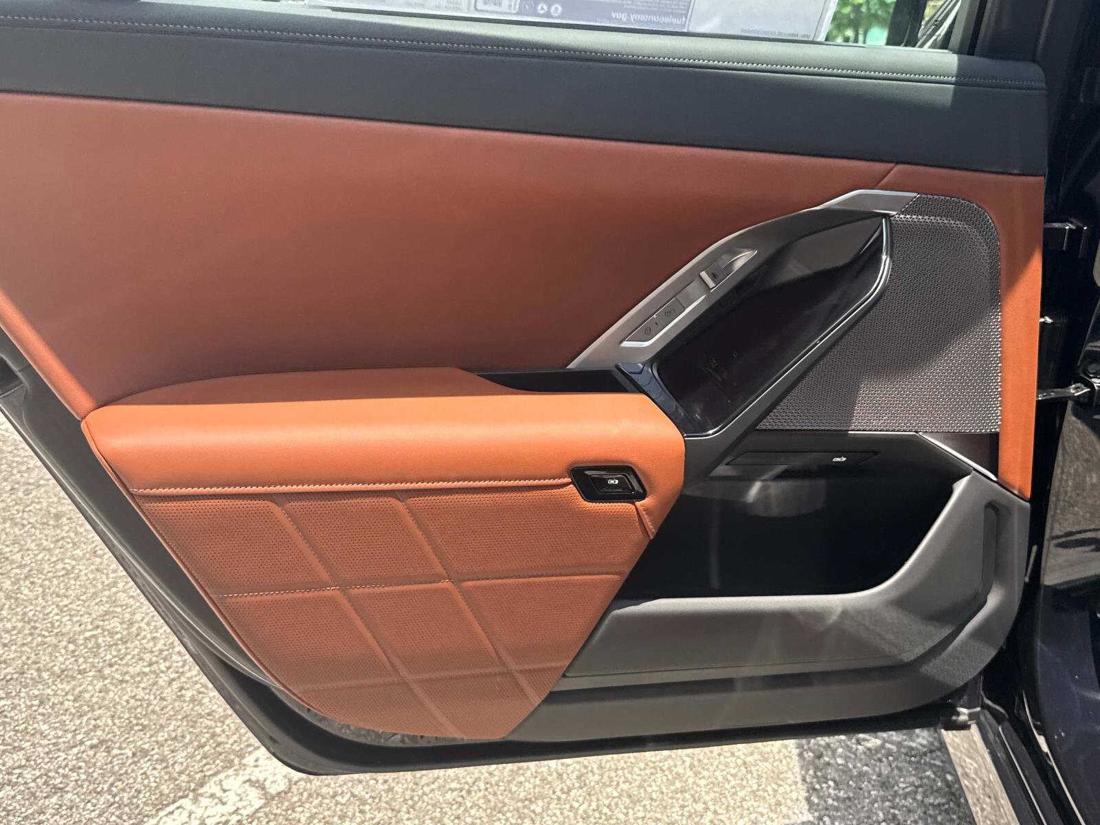 2025 BMW 7 Series 760i - Photo 12