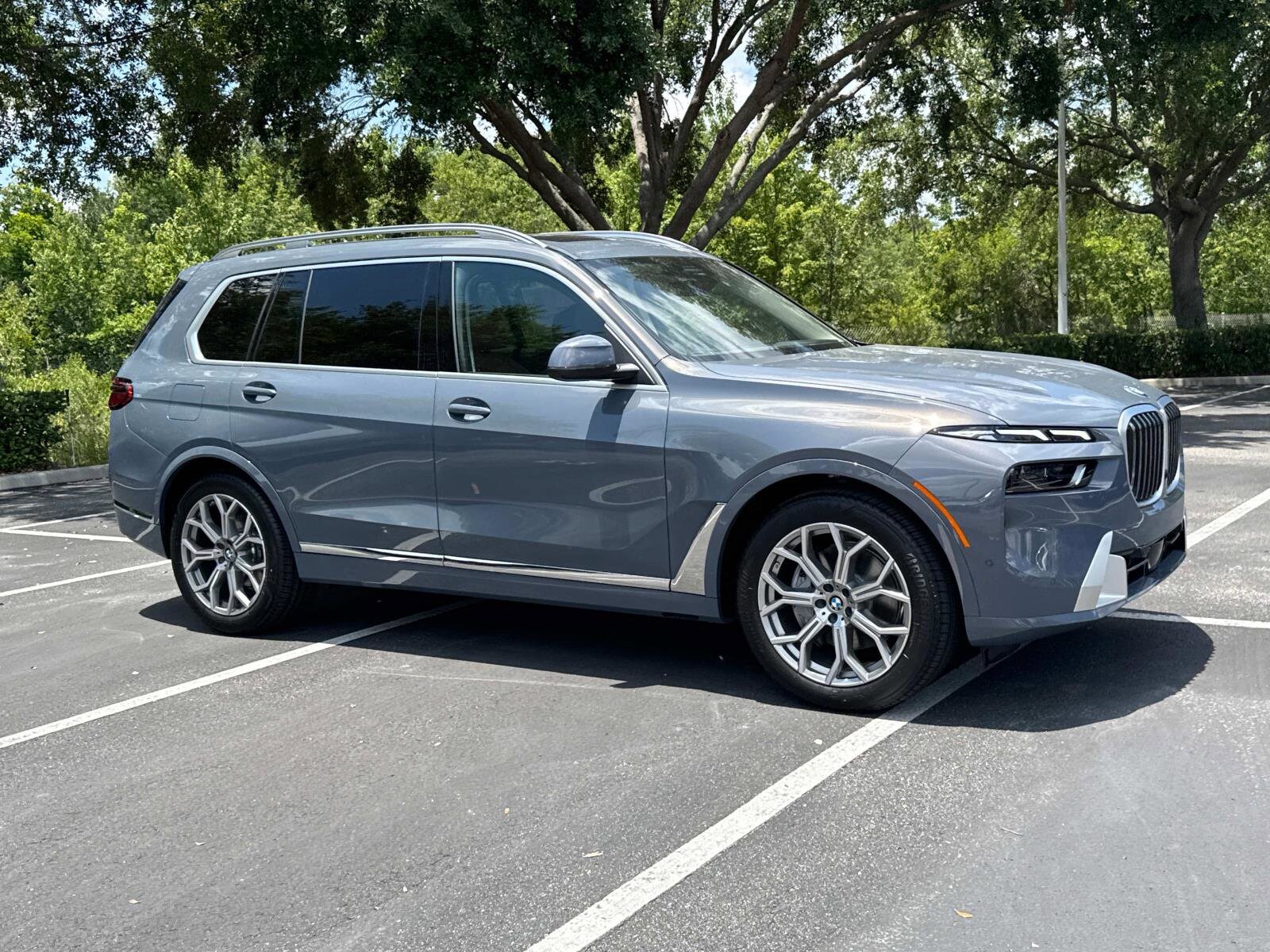 2026 Bmw X7 xDrive40i photo 2