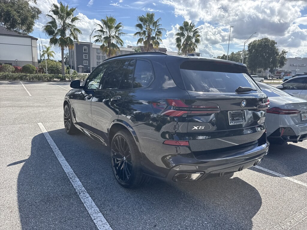 New 2026 BMW X5 sDrive40i SUV
