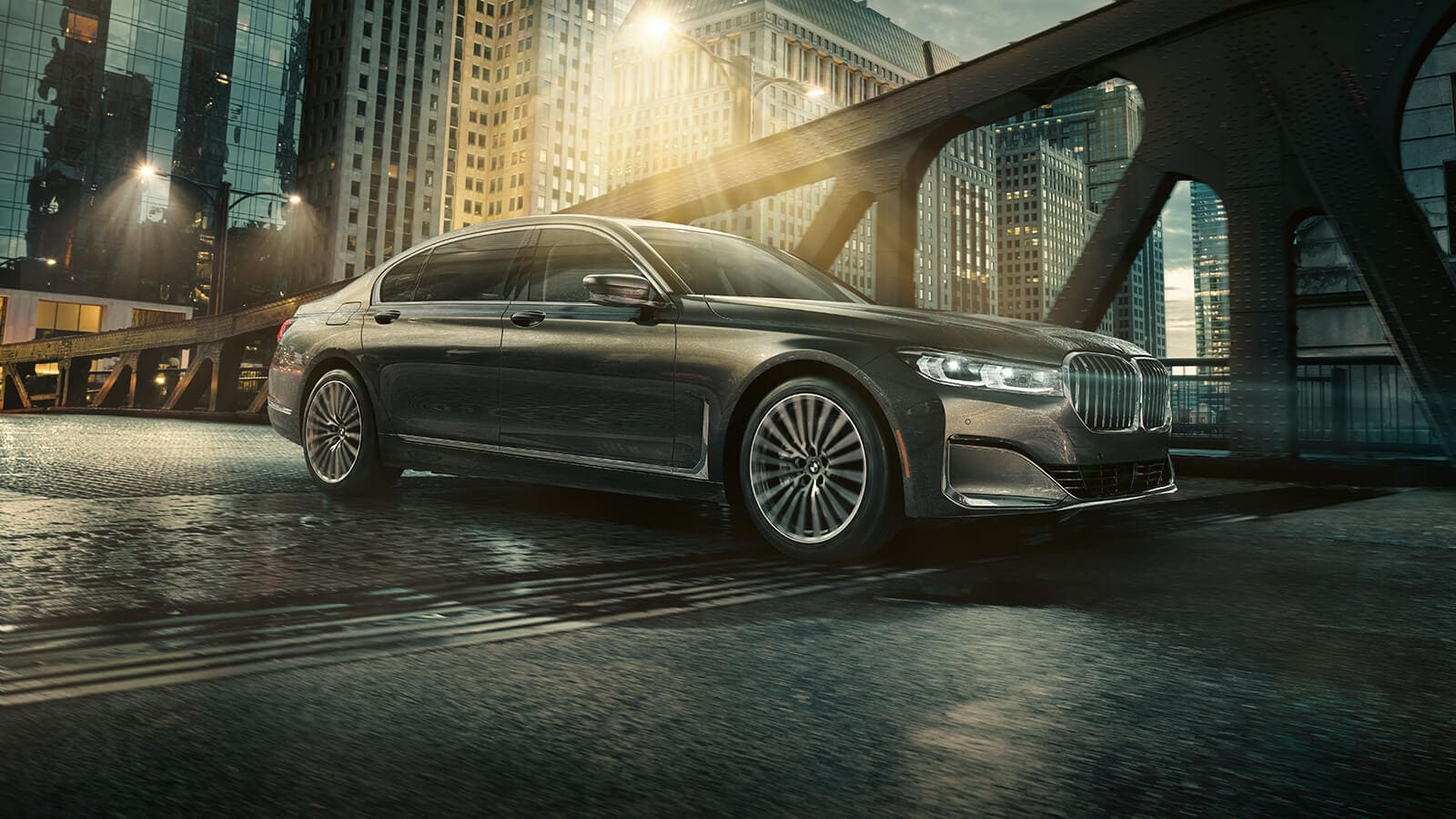 BMW 7 Series Exterior_.jpg