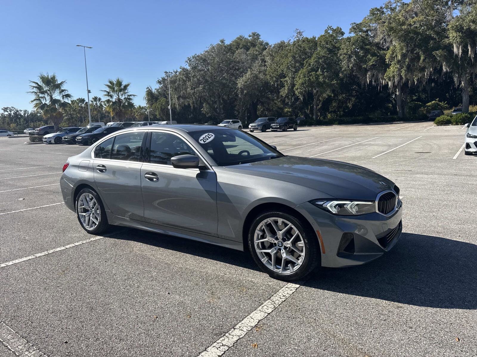 2025 Bmw 330i photo 2