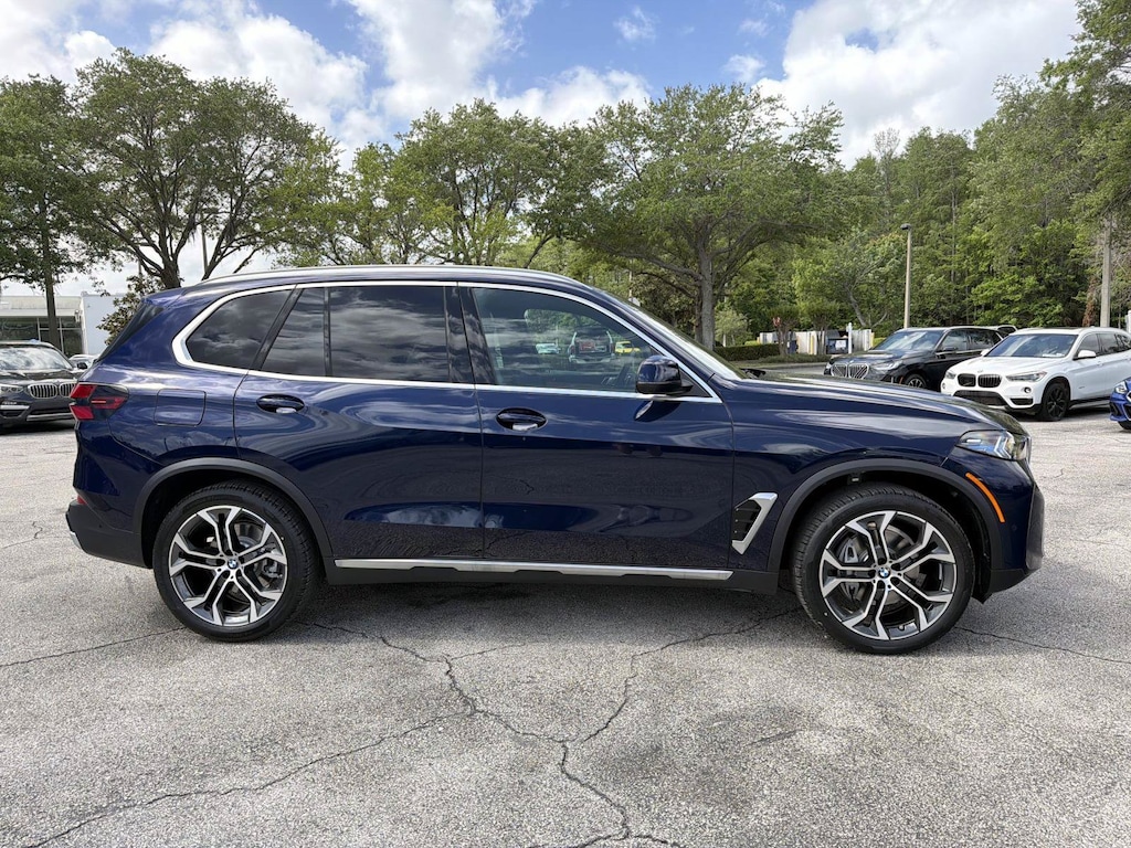 New 2026 BMW X5 sDrive40i SUV