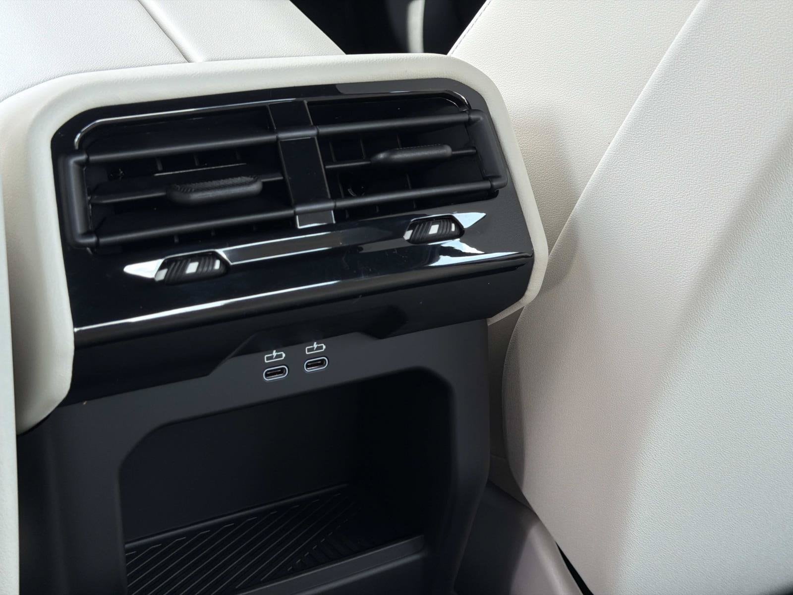 2026 BMW 5 Series 530i - Photo 15