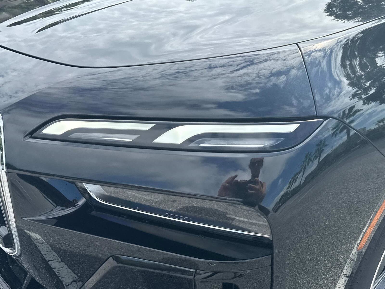 2025 BMW 7 Series 760i - Photo 10