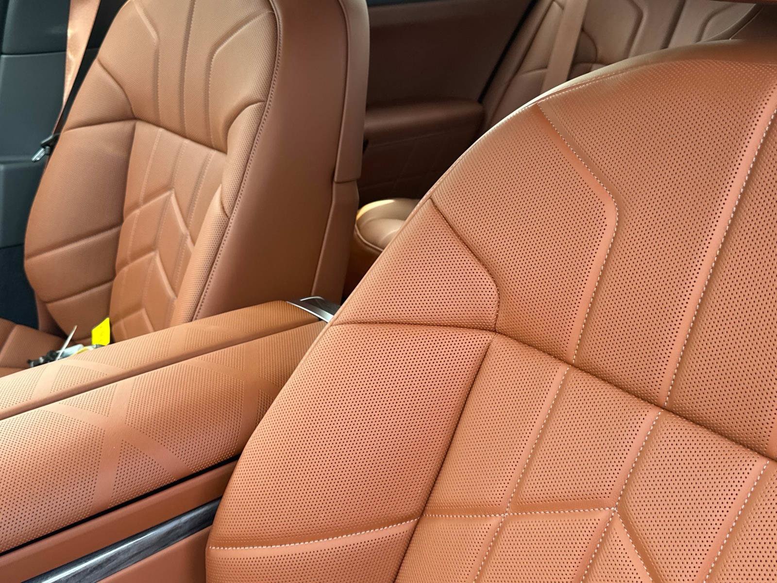 2025 BMW 7 Series 760i - Photo 20