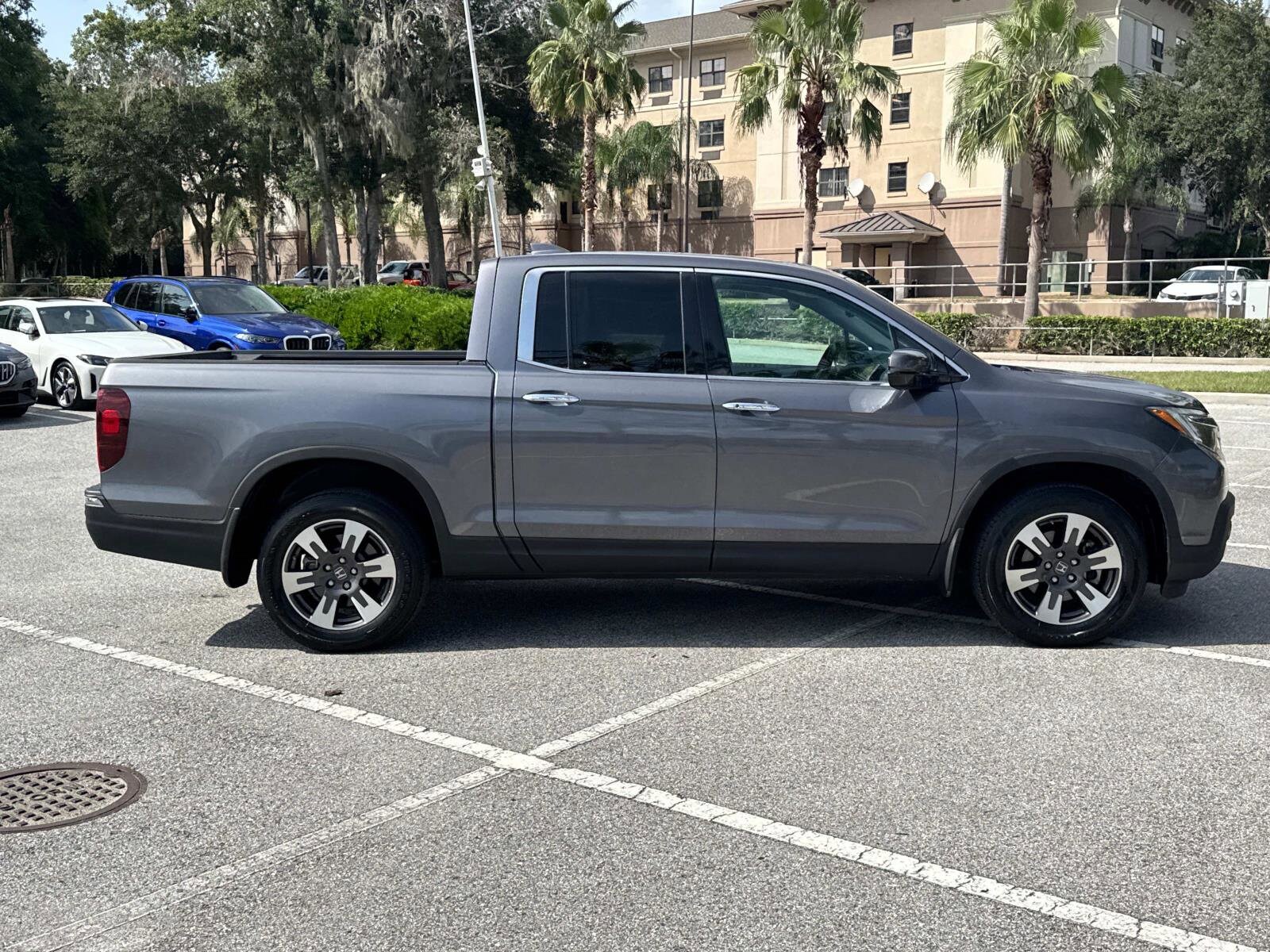 2019 Honda Ridgeline RTL-E photo 2