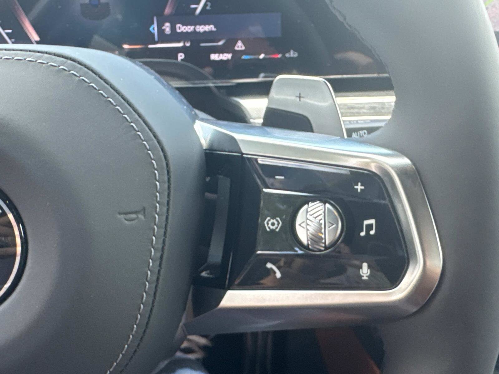 2025 BMW 7 Series 760i - Photo 27