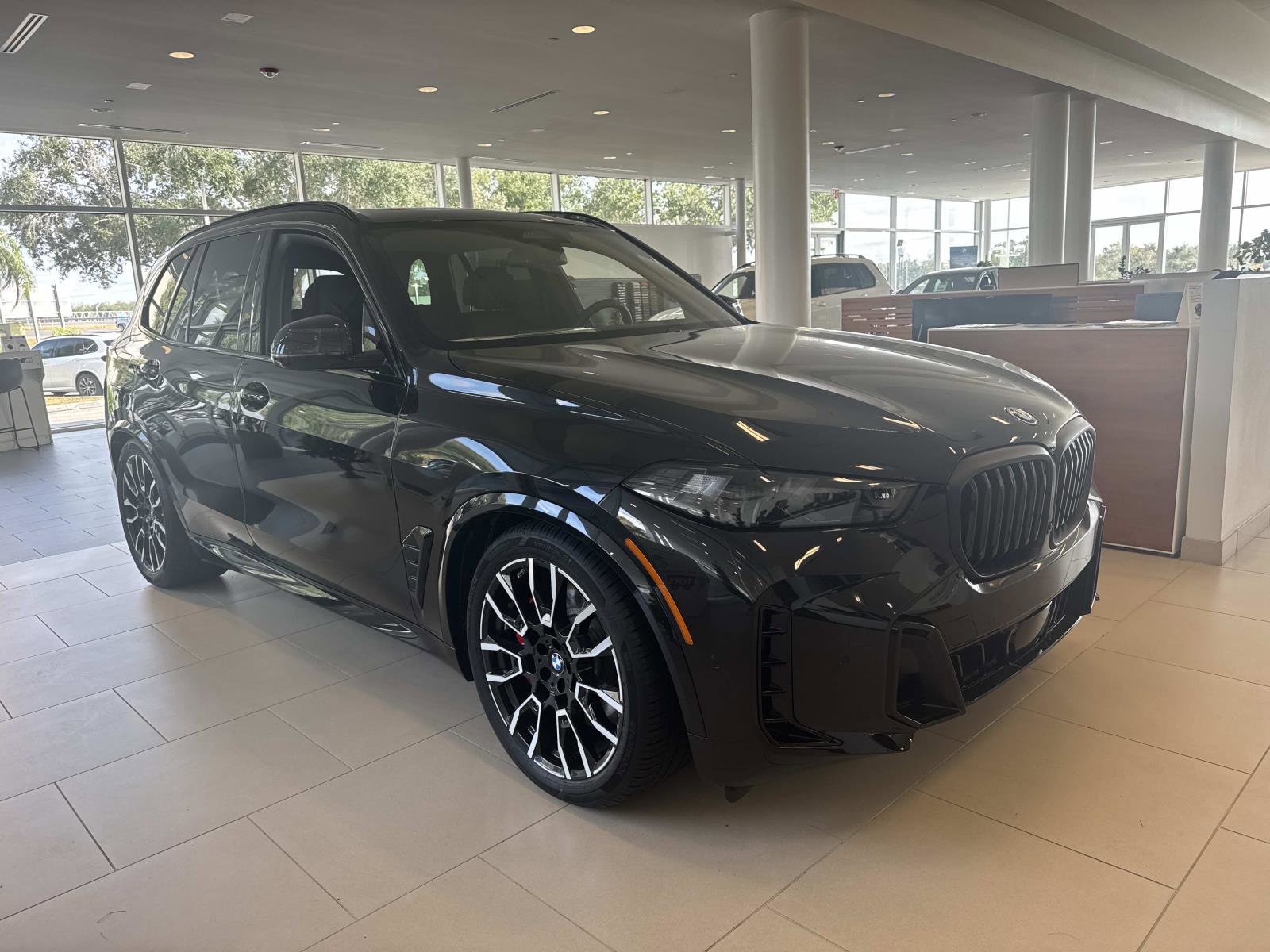 2026 BMW X5 50e's photo