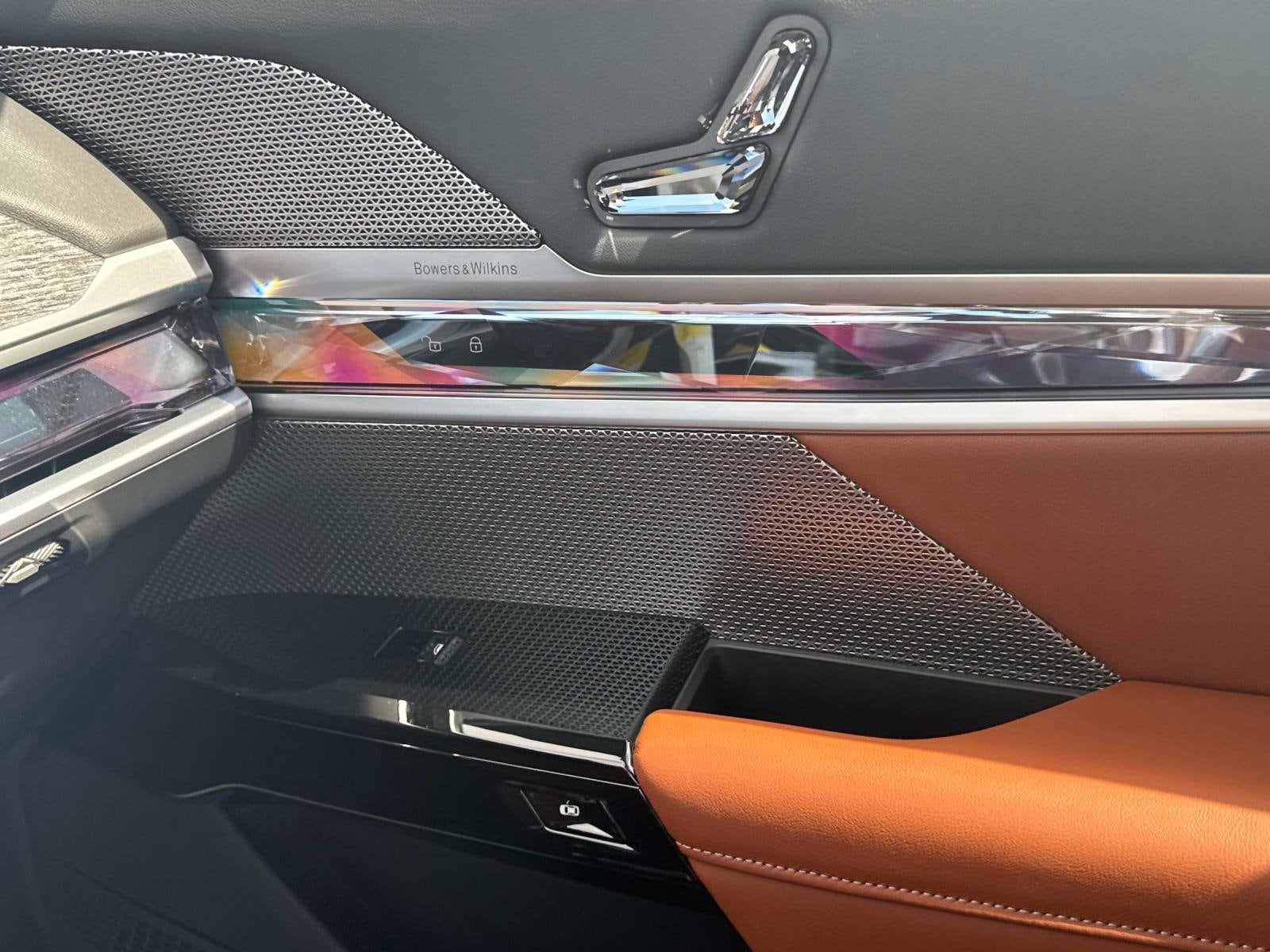 2025 BMW 7 Series 760i - Photo 21