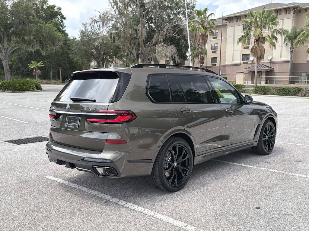 New 2027 BMW X7 xDrive40i SUV