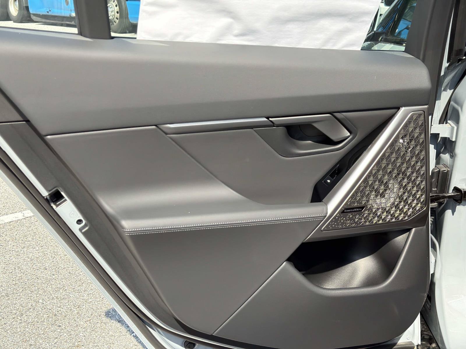 2027 BMW 5 Series 530i - Photo 12