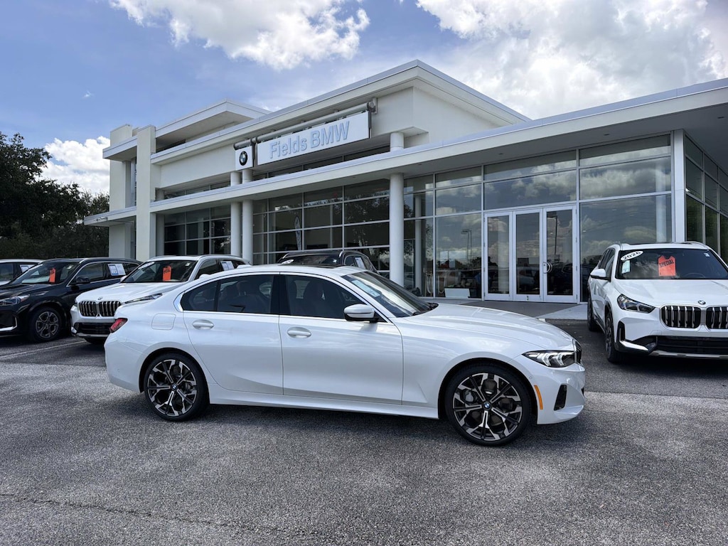 New 2026 BMW 330i Sedan
