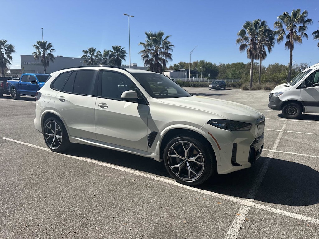 New 2026 BMW X5 xDrive40i SUV