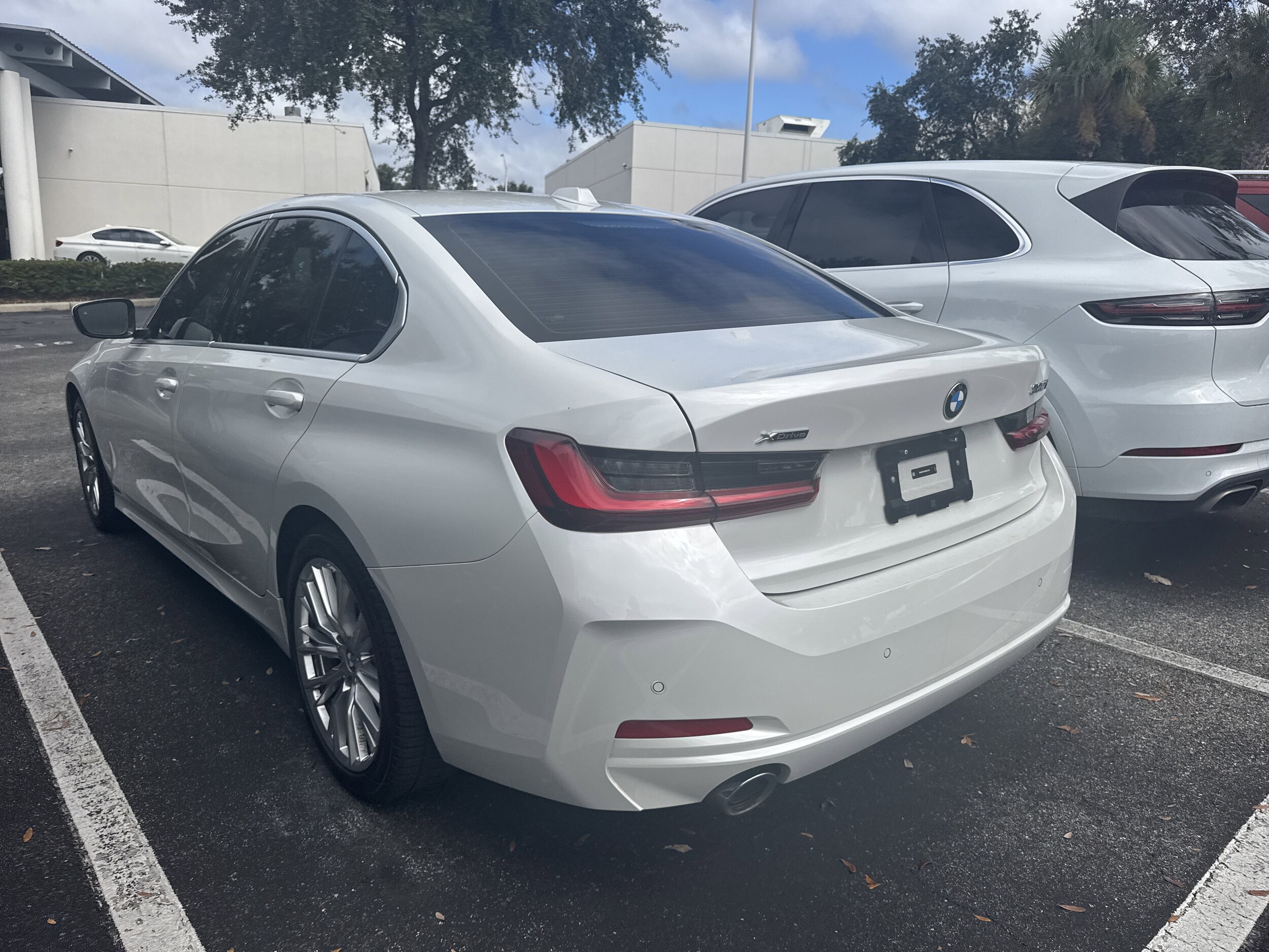 2024 Bmw 330i xDrive photo 3