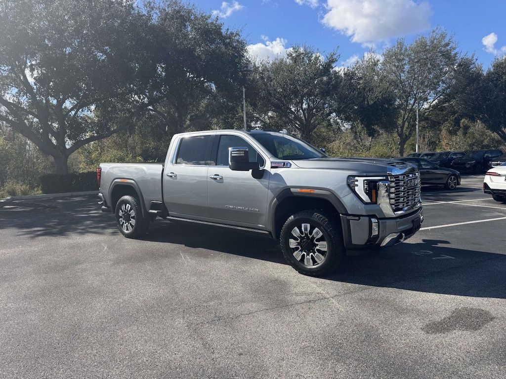 Used 2025 GMC Sierra 2500HD Denali 4WD Crew Cab 159 Denali