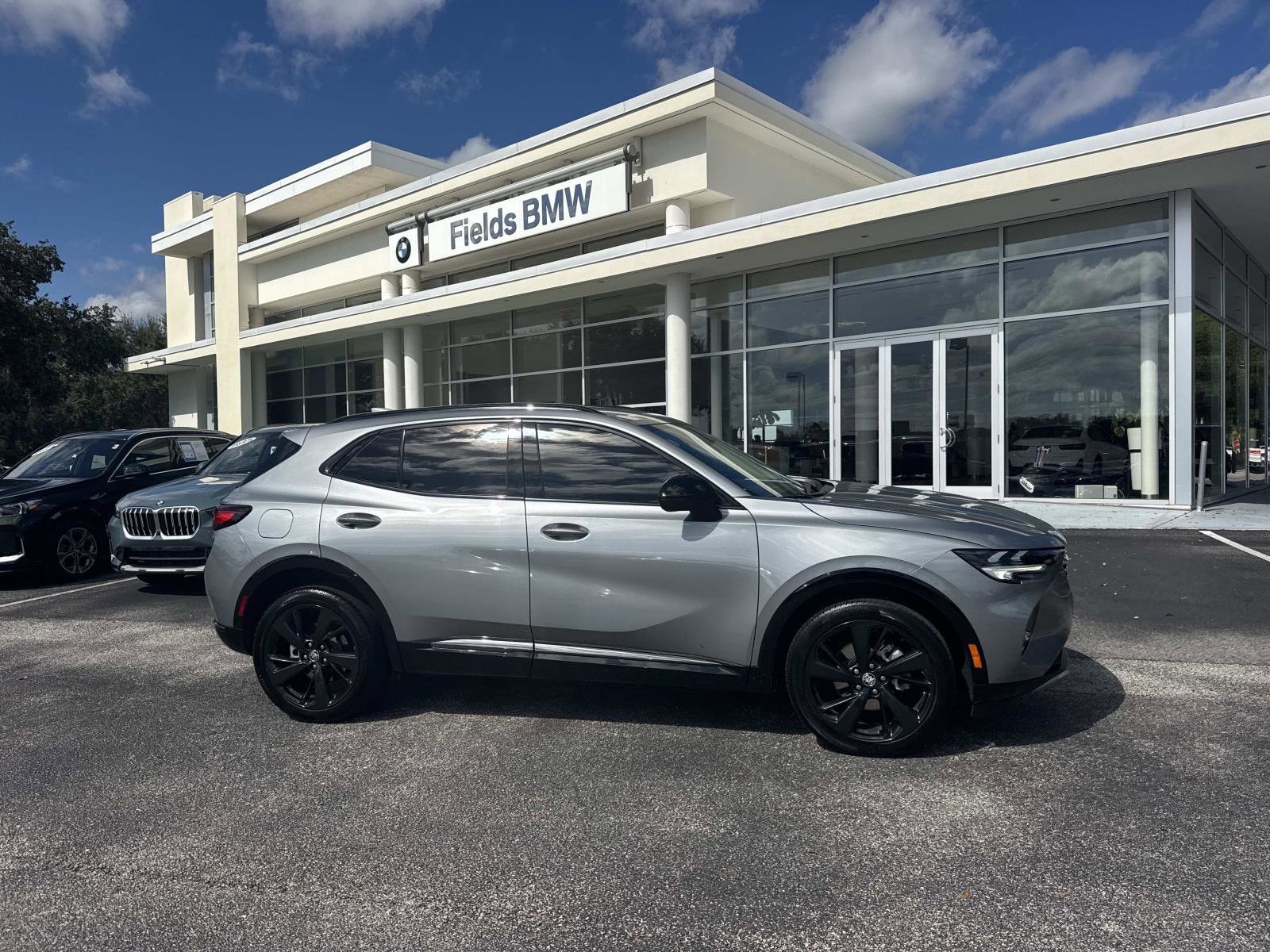 2023 Buick Envision Preferred's photo