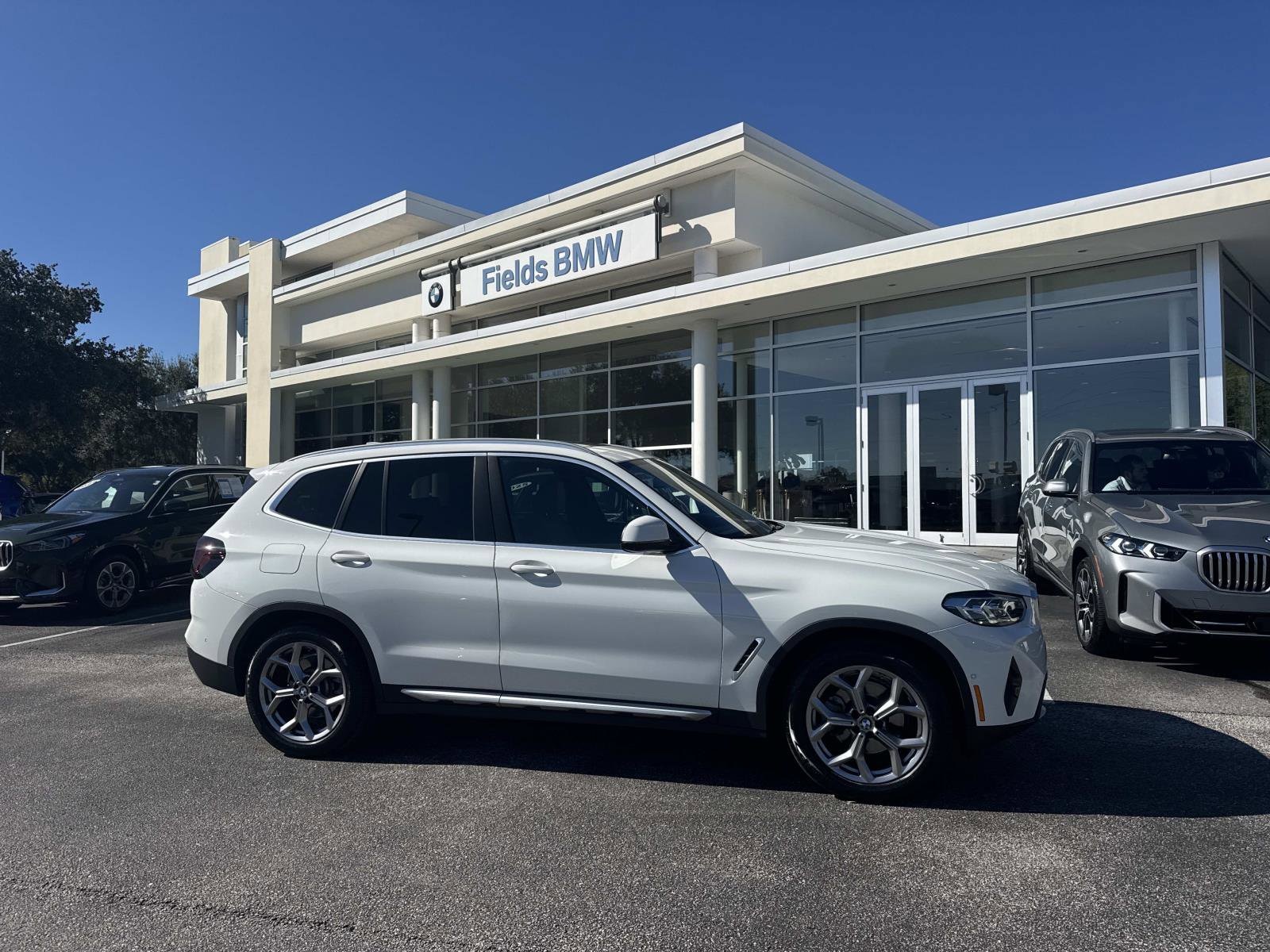 2023 BMW X3 30i's photo