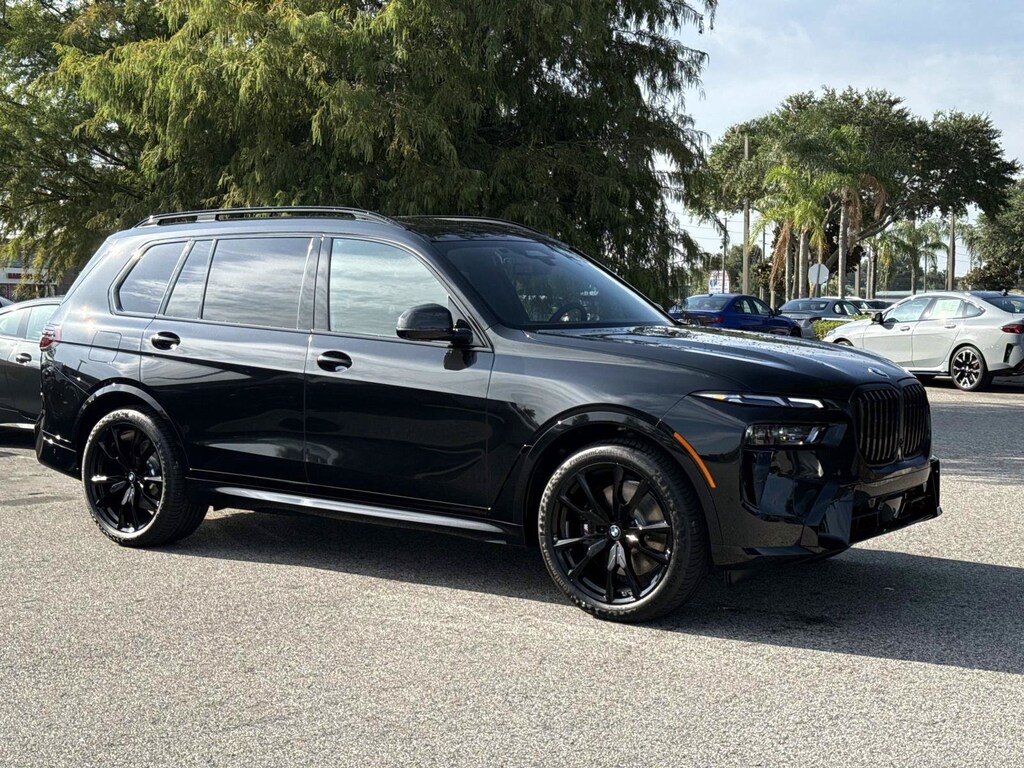 New 2027 BMW X7 xDrive40i SUV